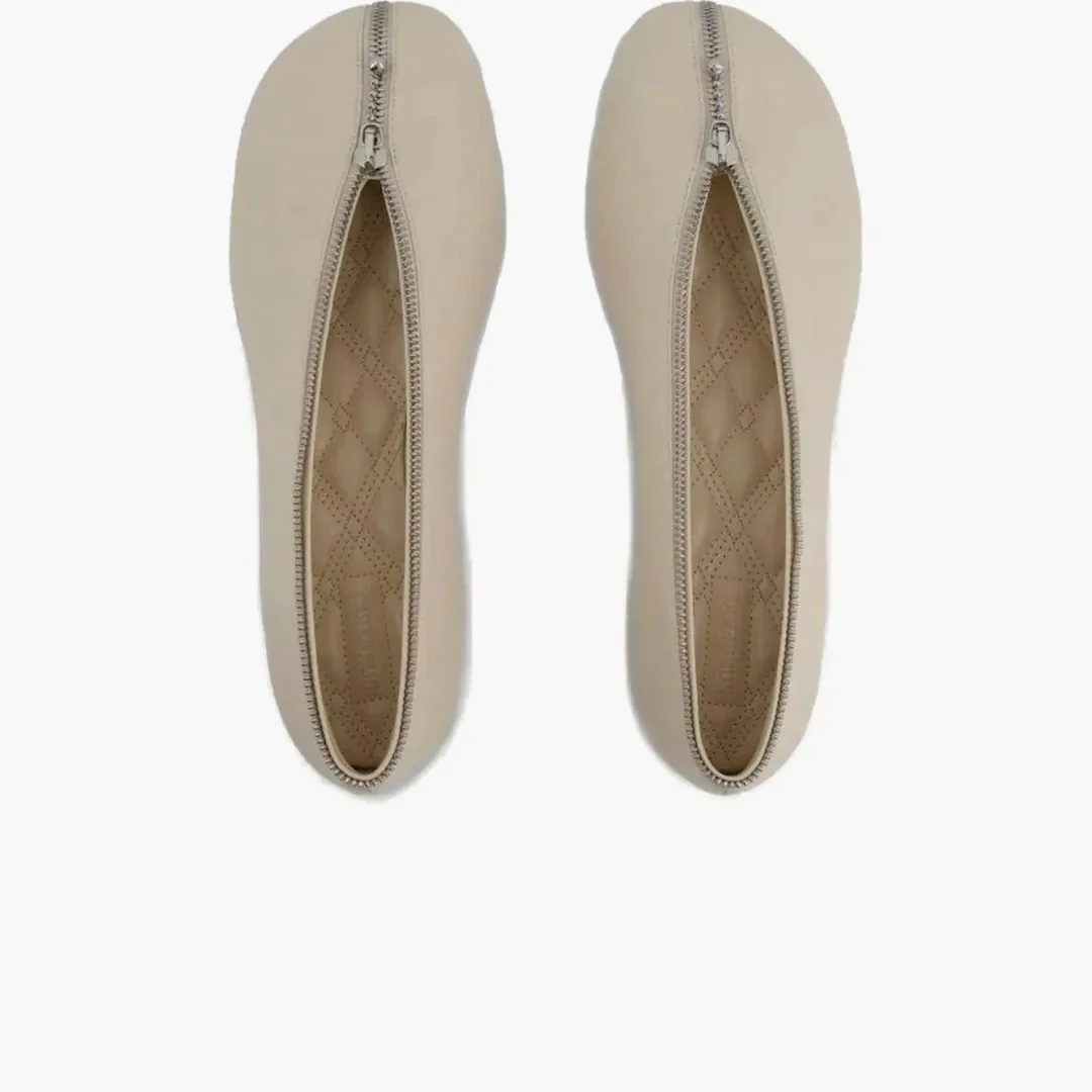 Burberry Leather Sadler Zip Ballerinas Soap (women's)