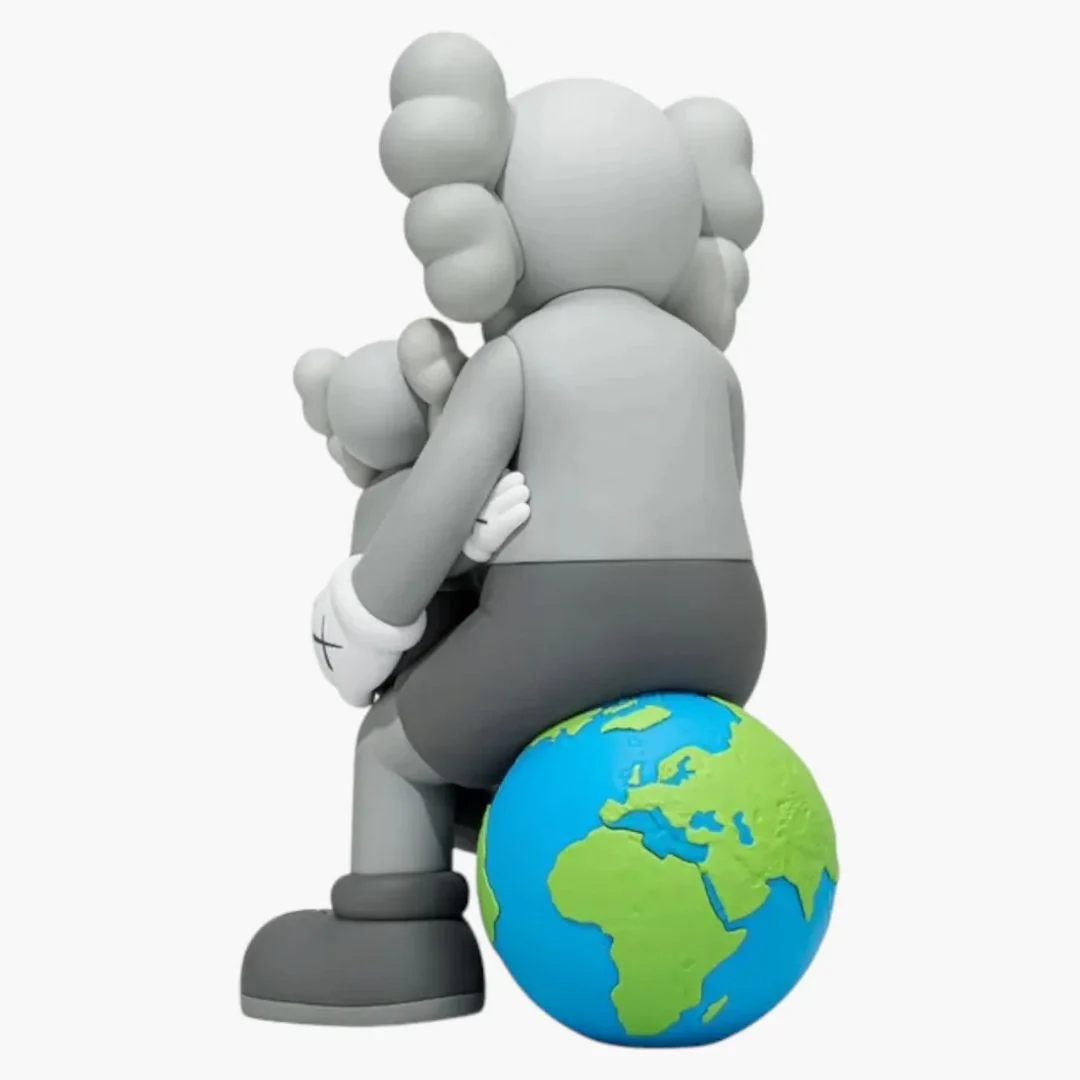 Kaws Holiday Thailand Vinyl Figure Grey - Image 2
