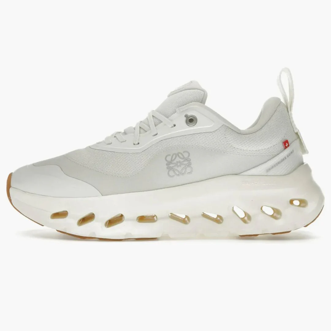 On Running Cloudtilt 2 Loewe All White