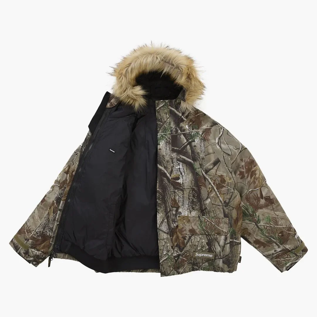 Supreme 2-in-1 Gore-tex Parka + Reversible 700-fill Down Liner Jacket Realtree Ap Camo - Image 2